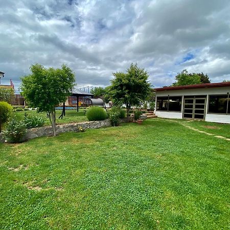 Alojamiento Rboy Las Mariposas Chillán Εξωτερικό φωτογραφία